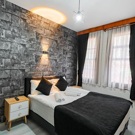 Buetuenoglu Pansiyon Antalya Extérieur photo