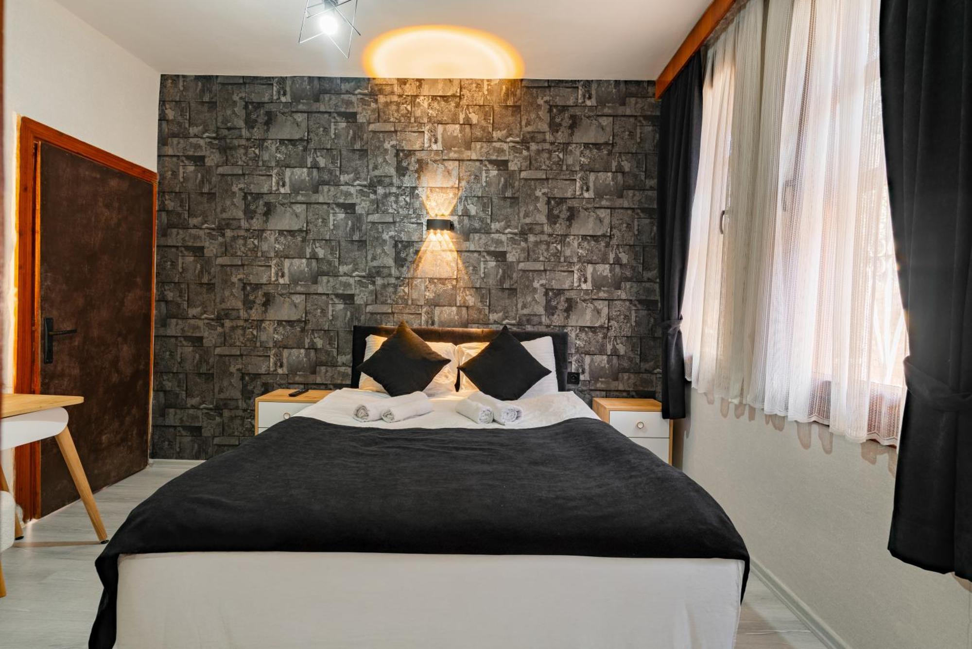 Buetuenoglu Pansiyon Antalya Extérieur photo